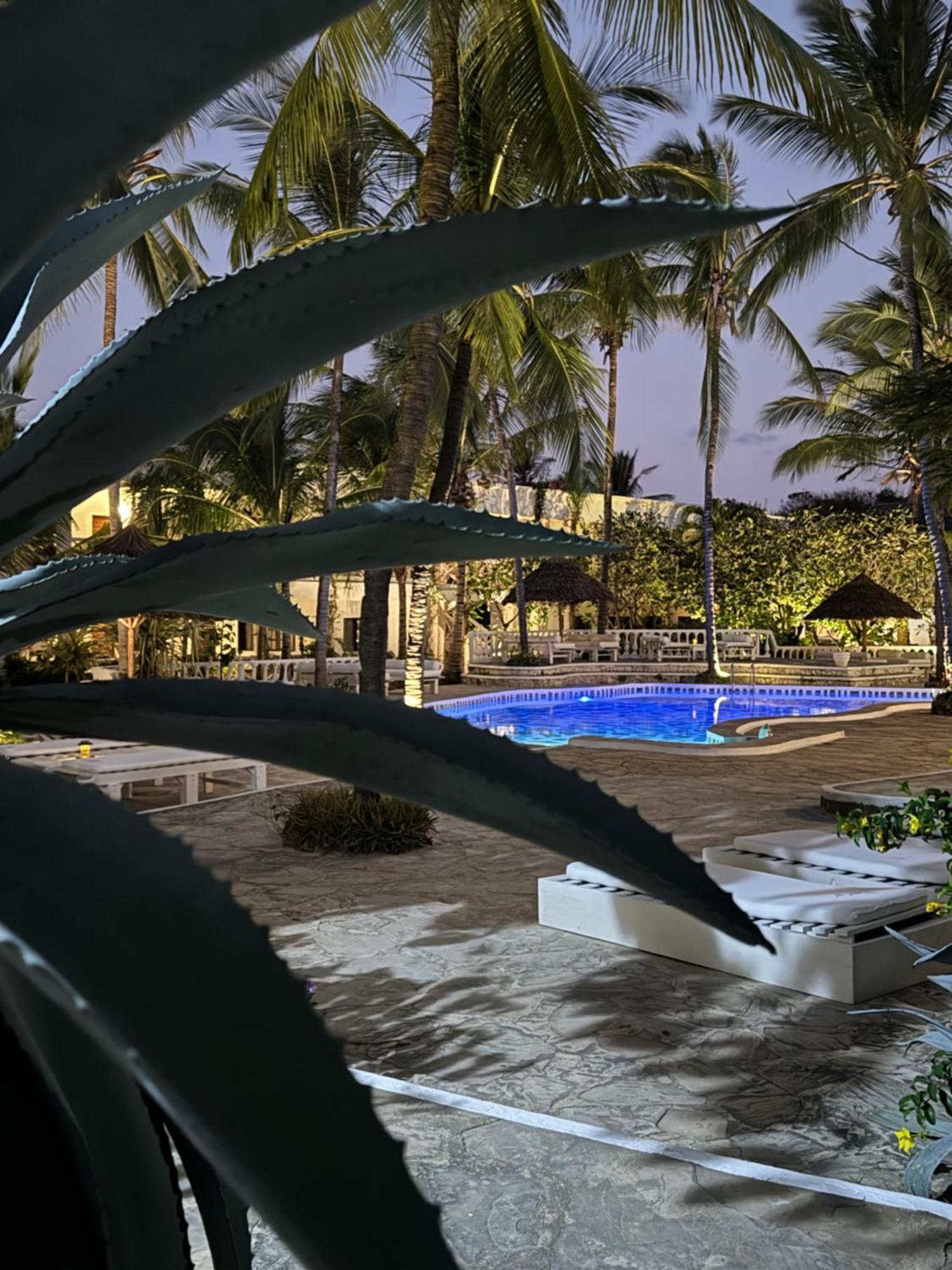 Aquarius Club Hotel Watamu Luaran gambar