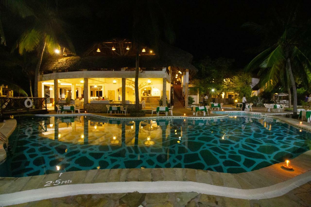 Aquarius Club Hotel Watamu Luaran gambar